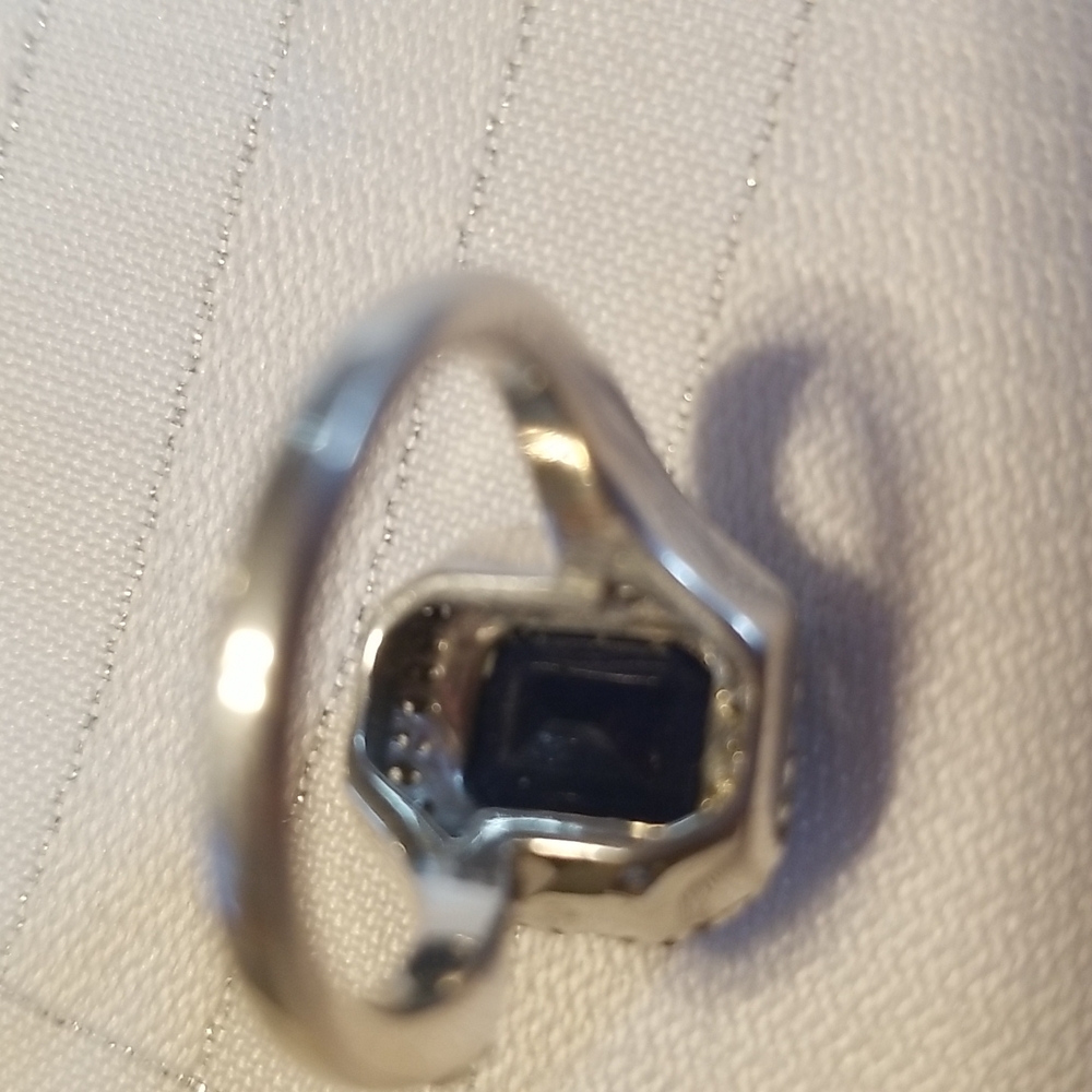 💥SAPPHIRE & WHITE TOPAZ RING Sz 6 8mm x 10mm,  4.57 Carats EUC - Picture 5 of 5